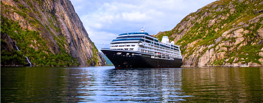 Cruise Ship